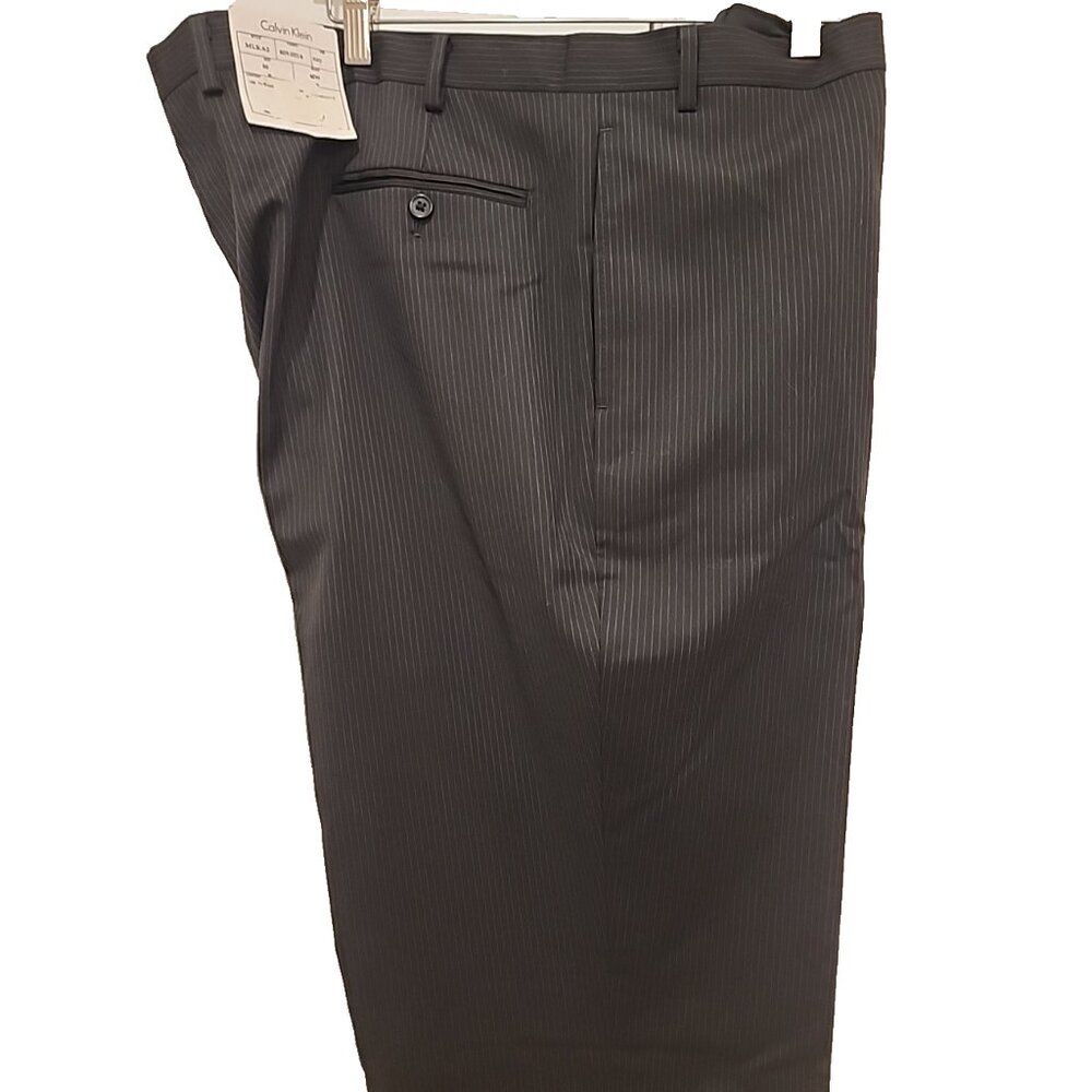 new CALVIN KLEIN size 45 waist 100% wool Mens Dress suit Pants gray striped